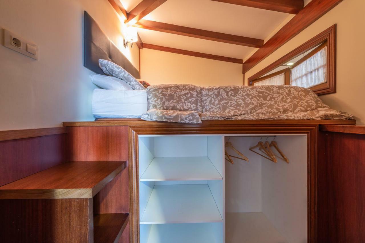 A Escalinata Apartamento-Loft โอโกรเบ ภายนอก รูปภาพ